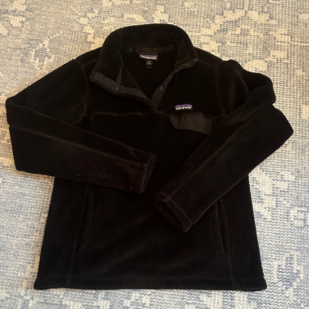 Black Fleece Pullover